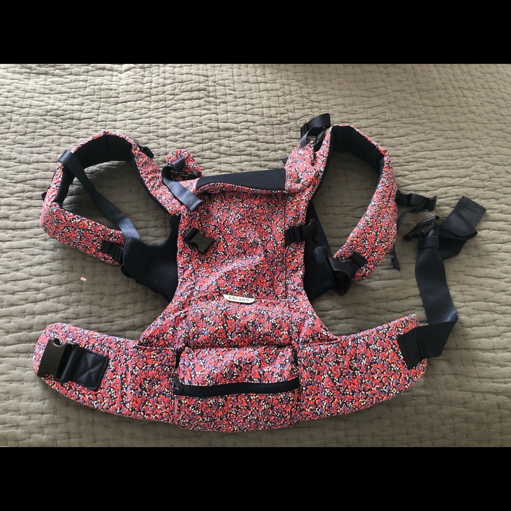 Colugo baby carrier